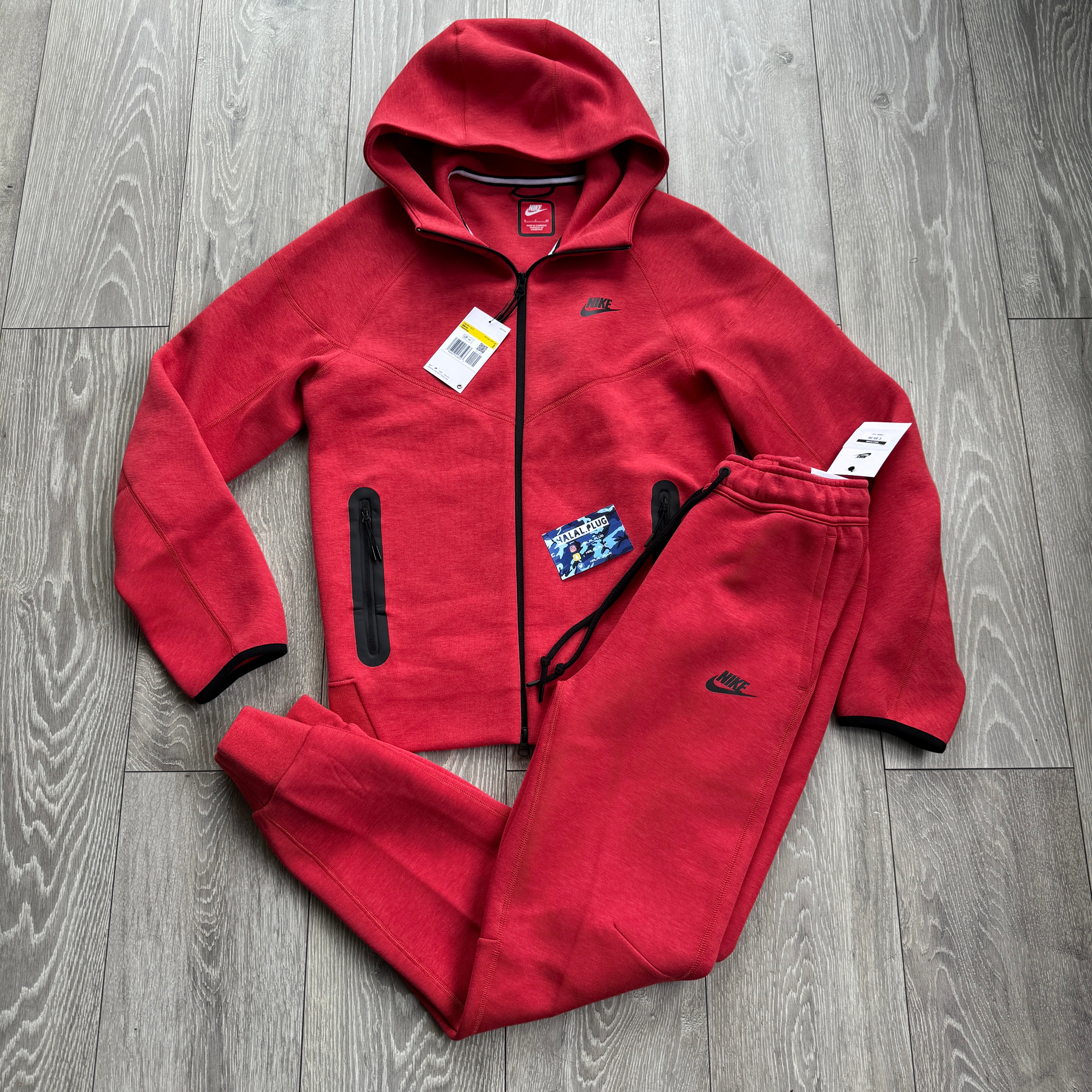 red nike tech sweatsuit