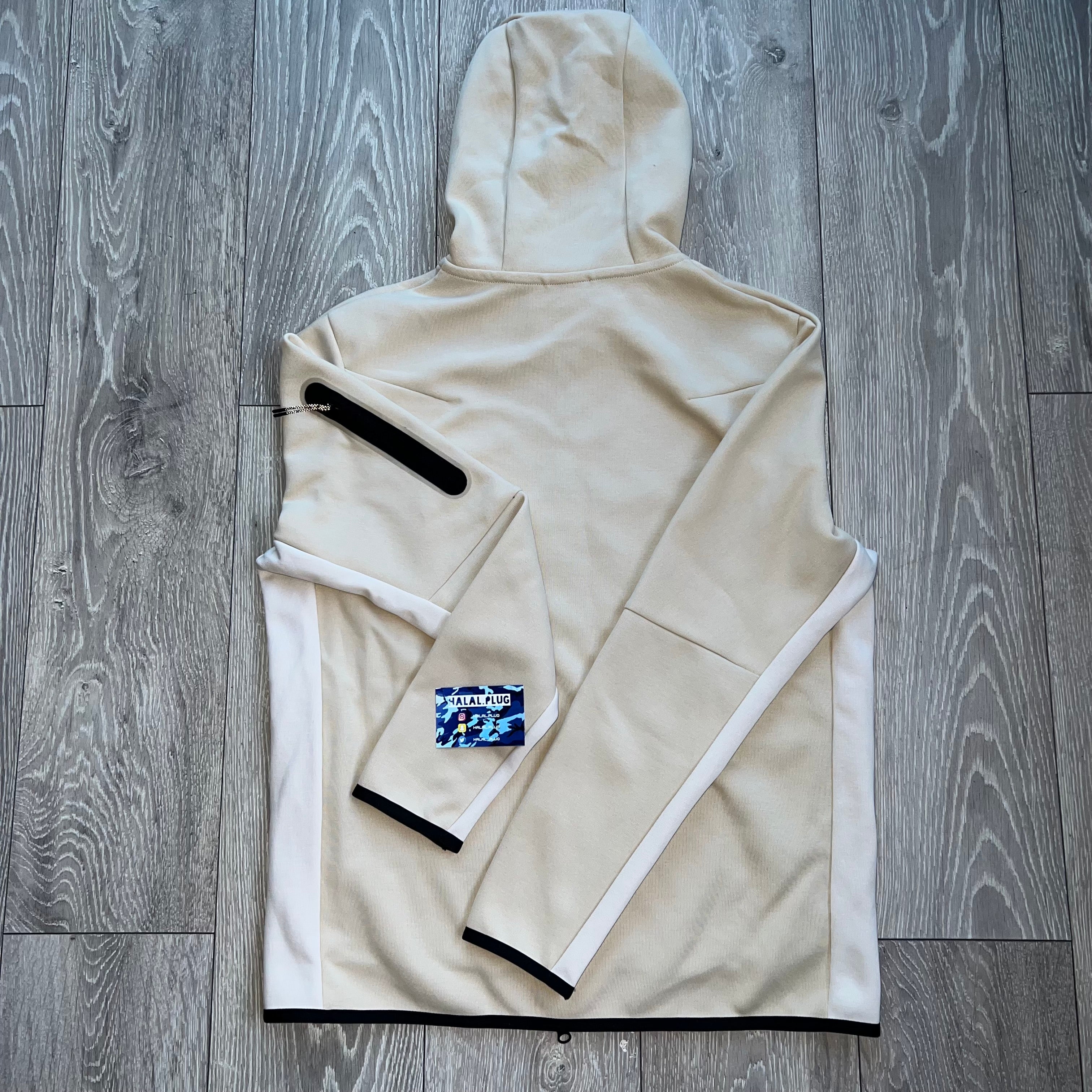 old season tech fleece